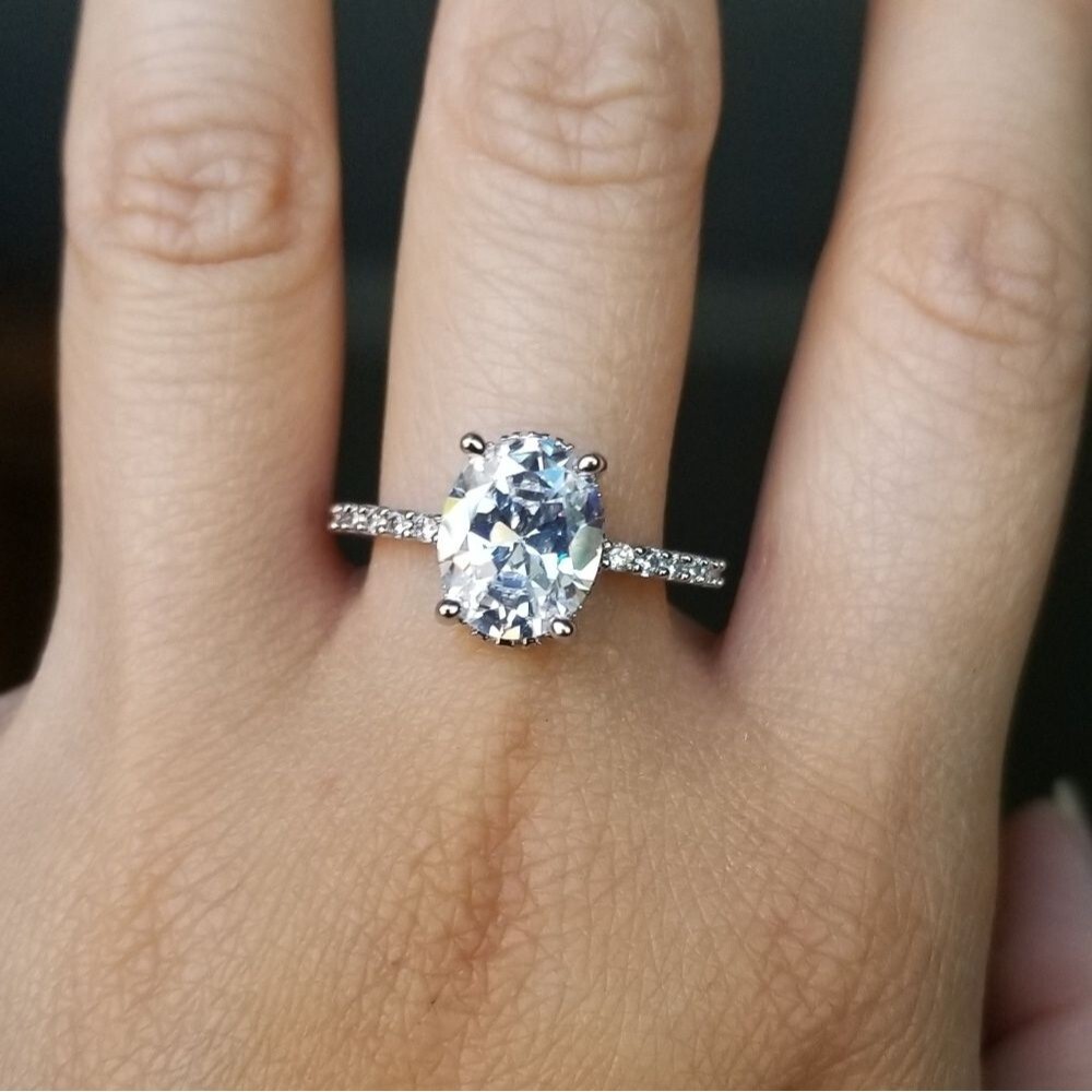 🍒3.5 CT🍒 SIMULATED DIAMOND RING - Picture 3 of 9